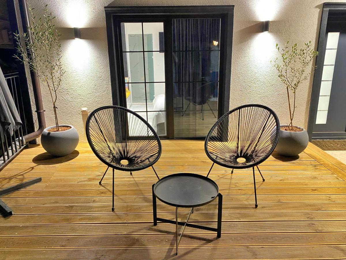 Wild Pear Old Town Boutique Accommodation Ohrid Buitenkant foto